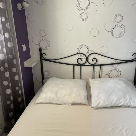 Bormes-Les-Mimosas - Appart 25M2 Avec Balcon - 4P Buitenkant foto
